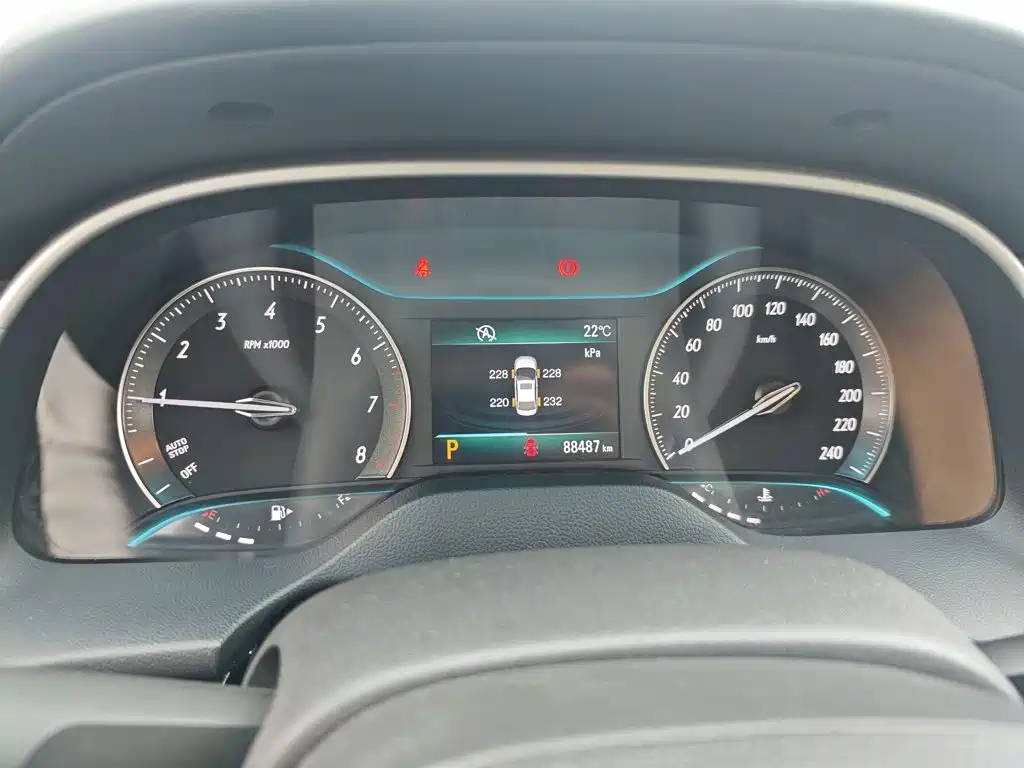 Buick Excelle — миниатюра 12