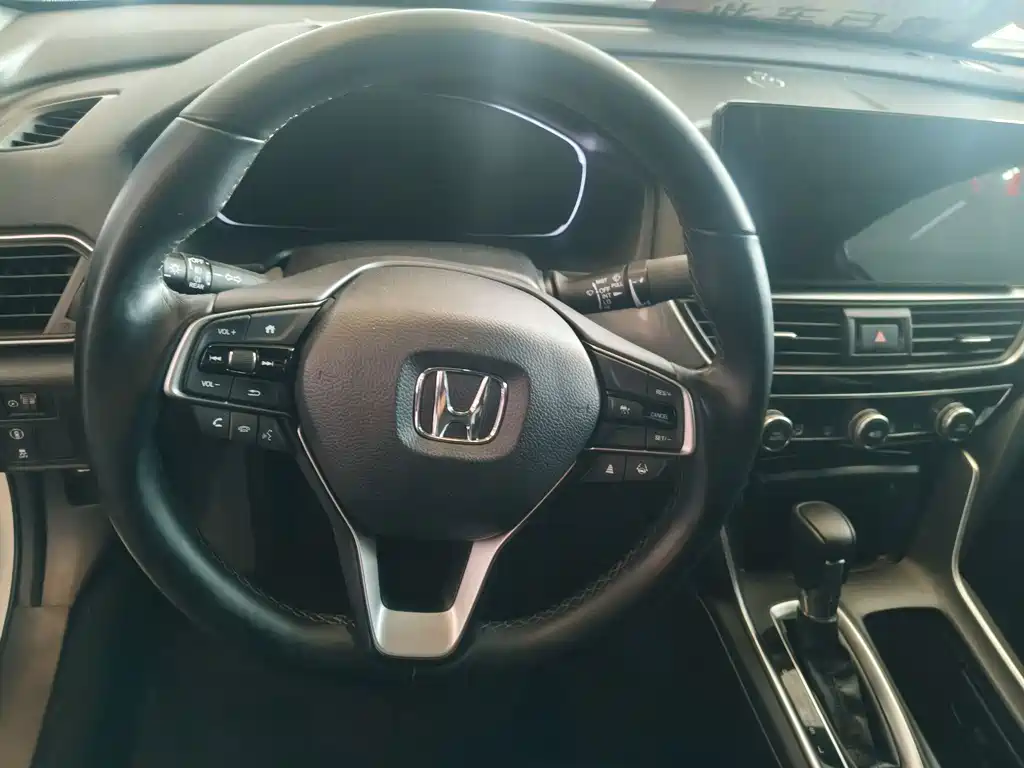 Honda Inspire — миниатюра 5