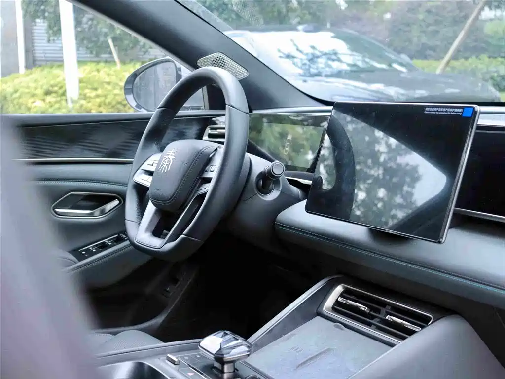 BYD Qin L — миниатюра 6