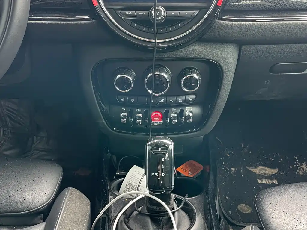MINI Mini Clubman — миниатюра 10