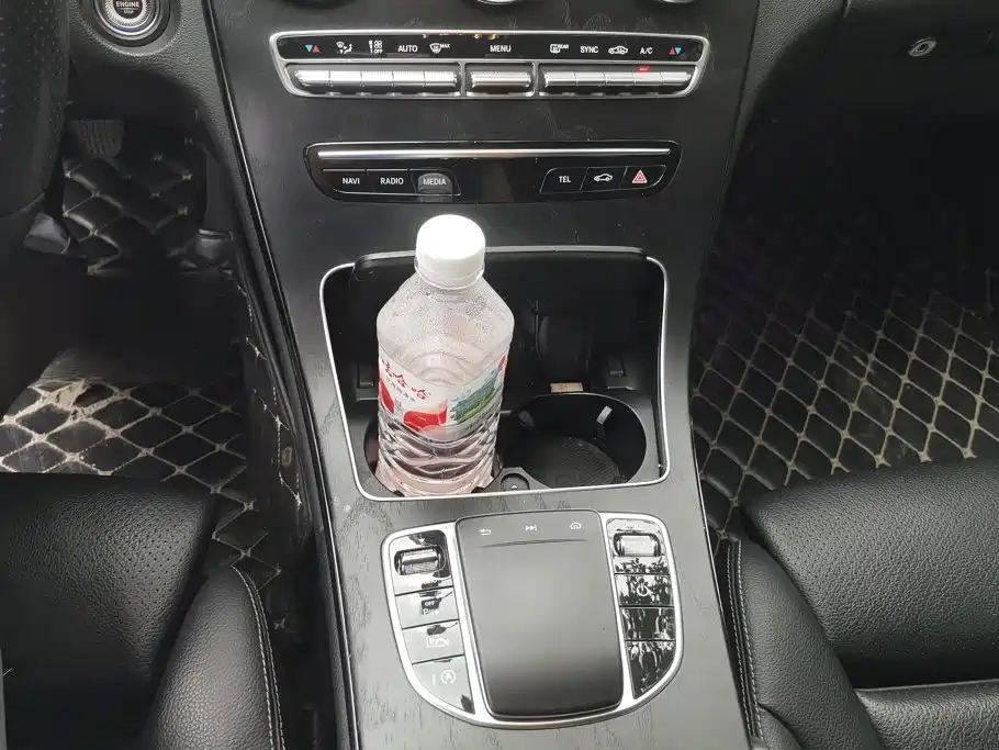 Mercedes-Benz C-Class — миниатюра 16