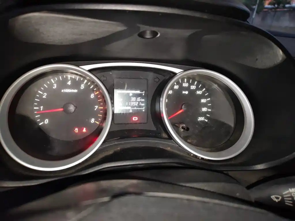 Wuling Hongguang S3 — миниатюра 8