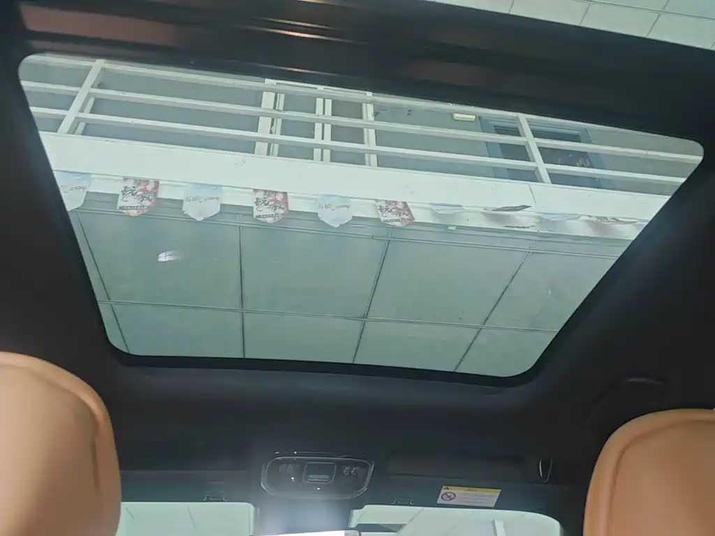 Geely Boyue L — миниатюра 18