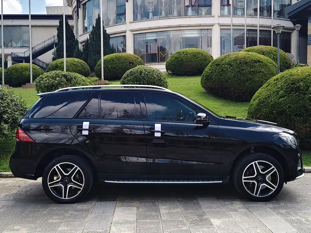 Mercedes-Benz GLE AMG — миниатюра 52