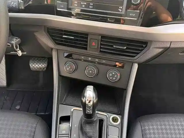 Volkswagen Bora — миниатюра 10