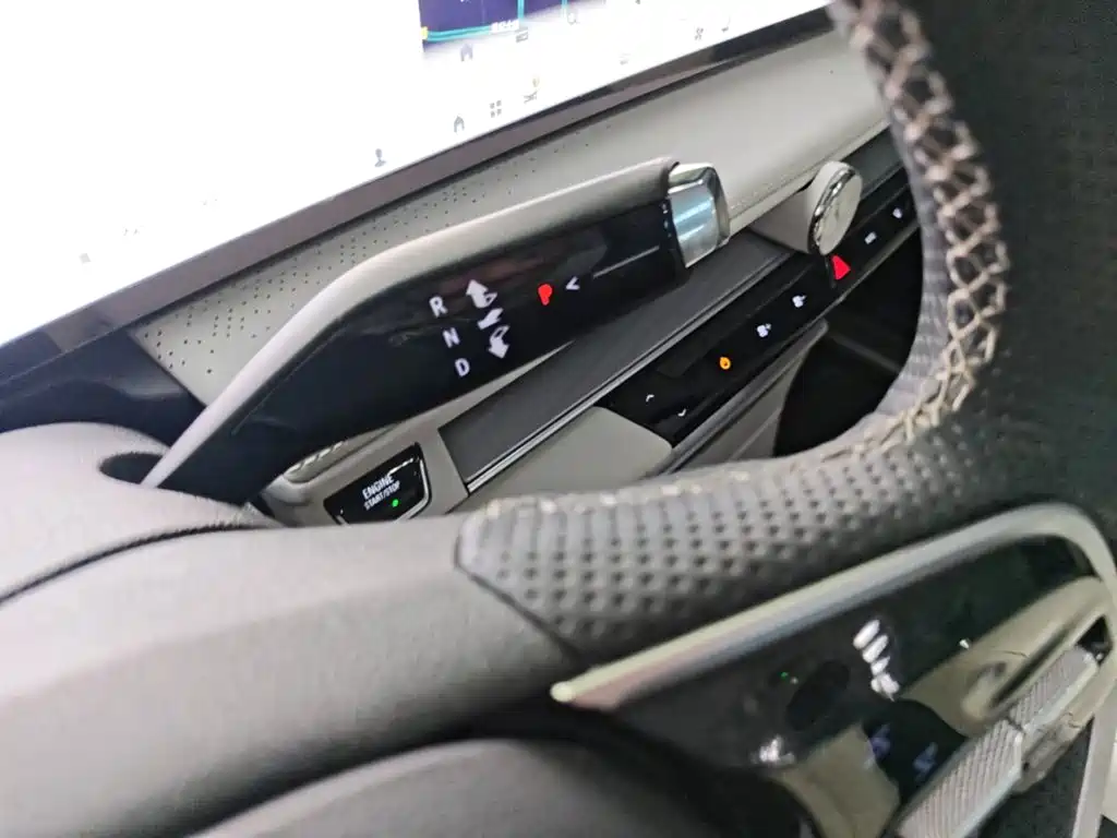 Buick GL8 Hybrid — миниатюра 14