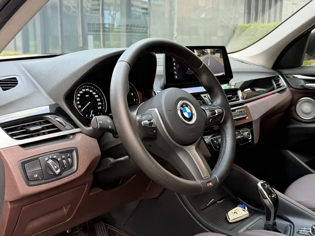 BMW X1 — миниатюра 17