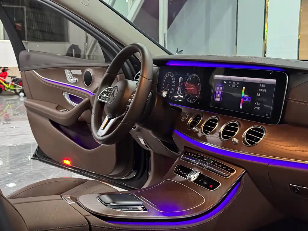 Mercedes-Benz E-Class E 2020 E 300 L Fashion