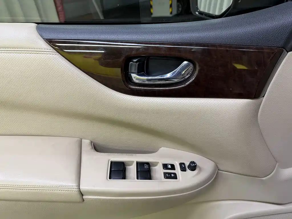 Nissan Quest — миниатюра 19