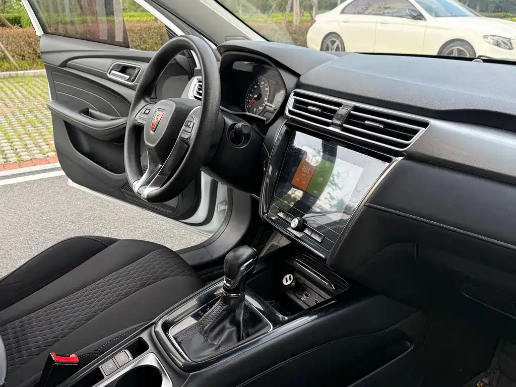 Roewe i5 — миниатюра 9