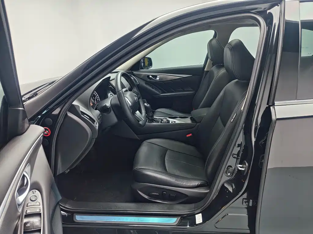 Infiniti Q50L — миниатюра 4