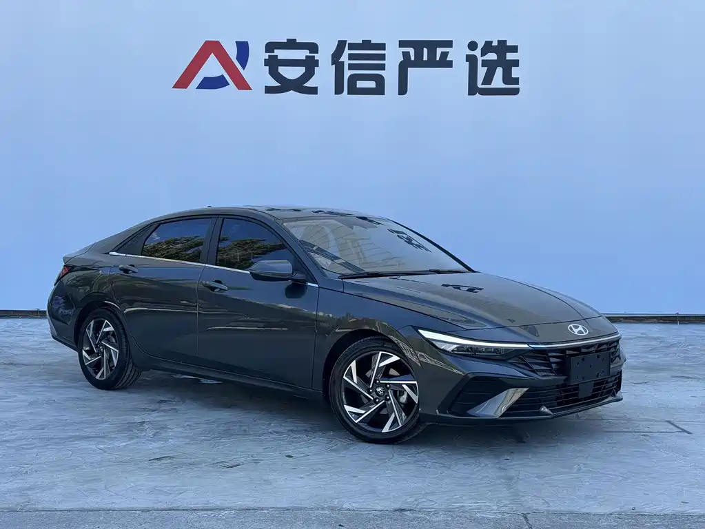 Hyundai Elantra — миниатюра 3