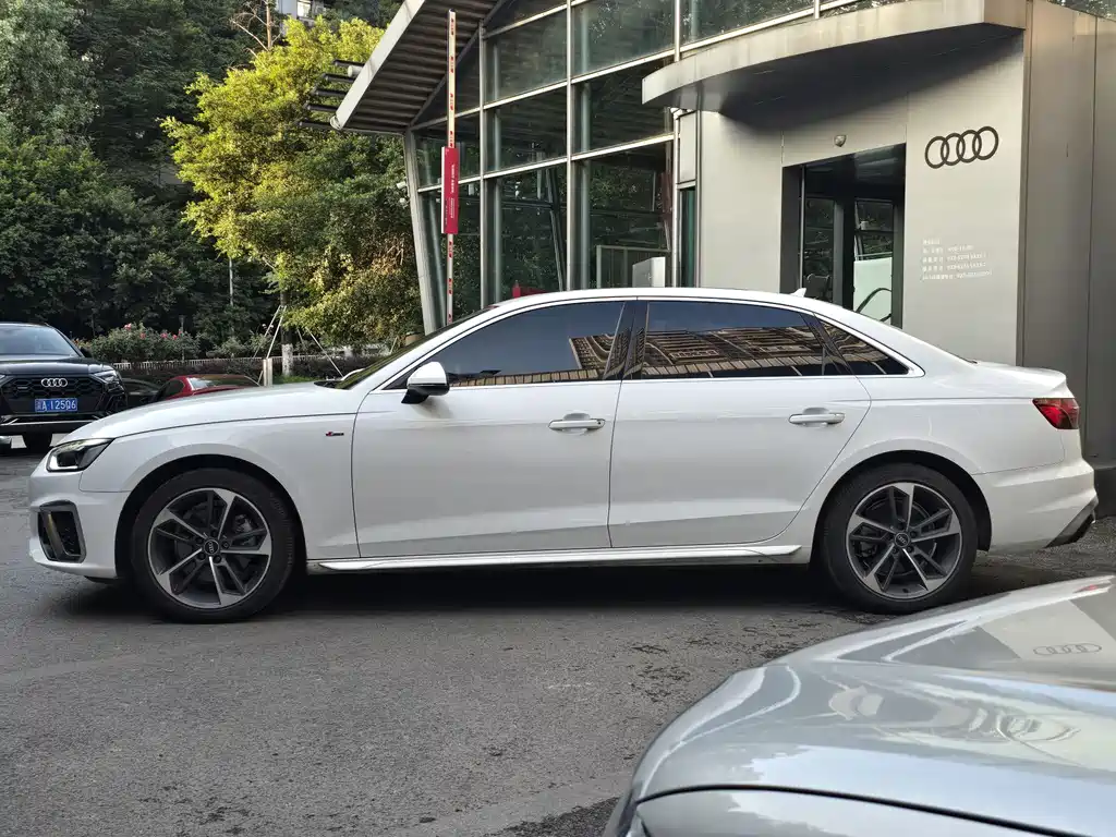 Audi A4L 2024 40 TFSI Fashion