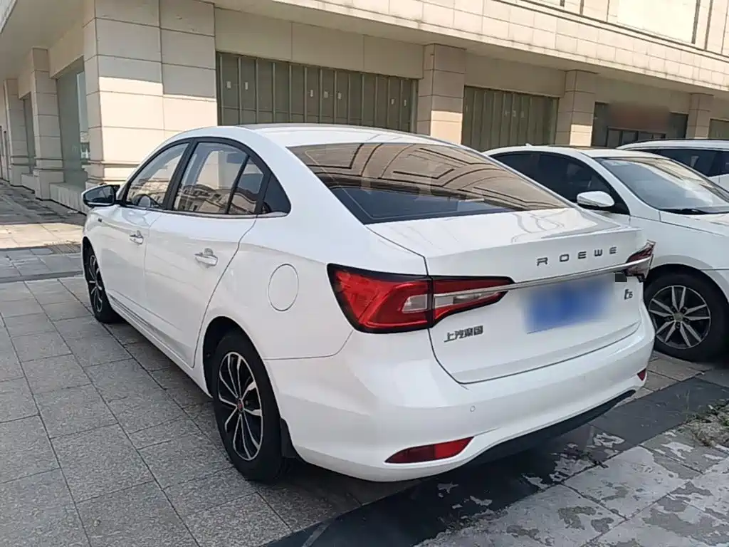 Roewe i5 — миниатюра 5