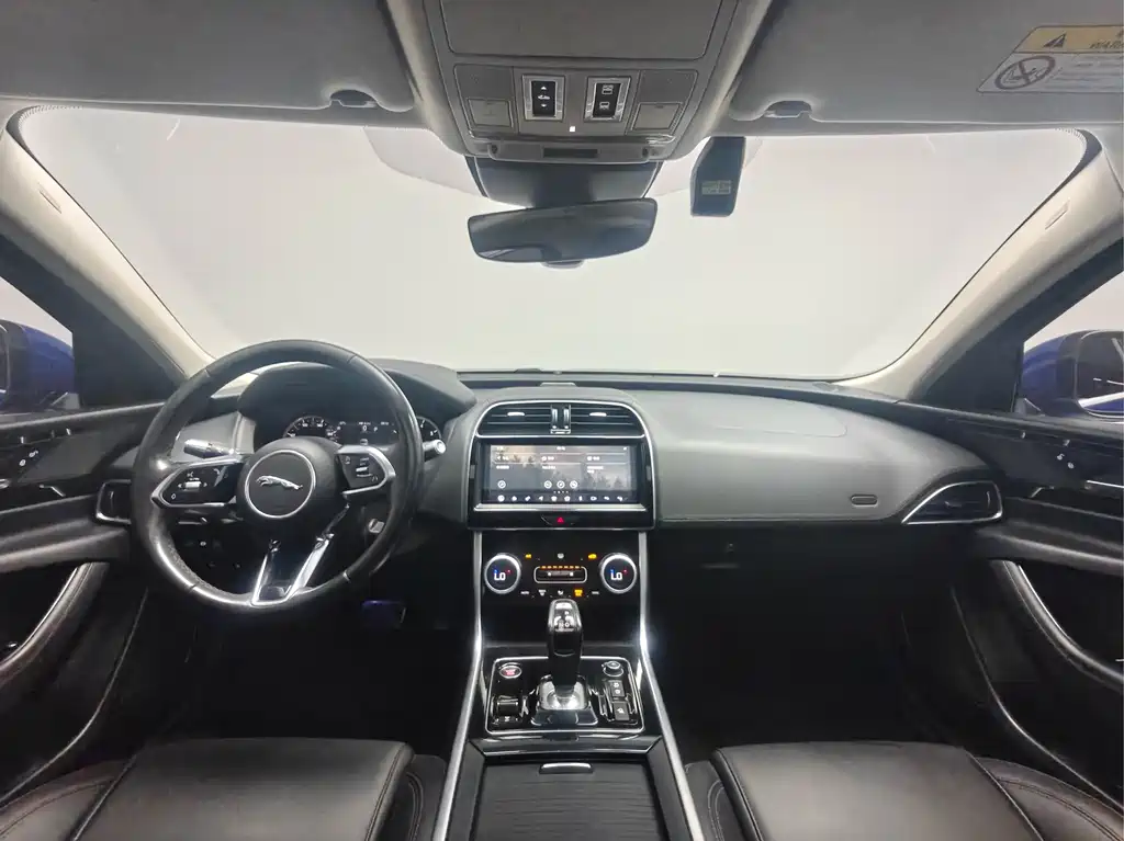 Jaguar XEL — миниатюра 3