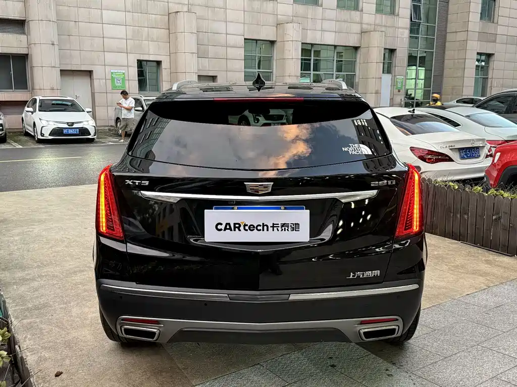 Cadillac XT5 — миниатюра 4