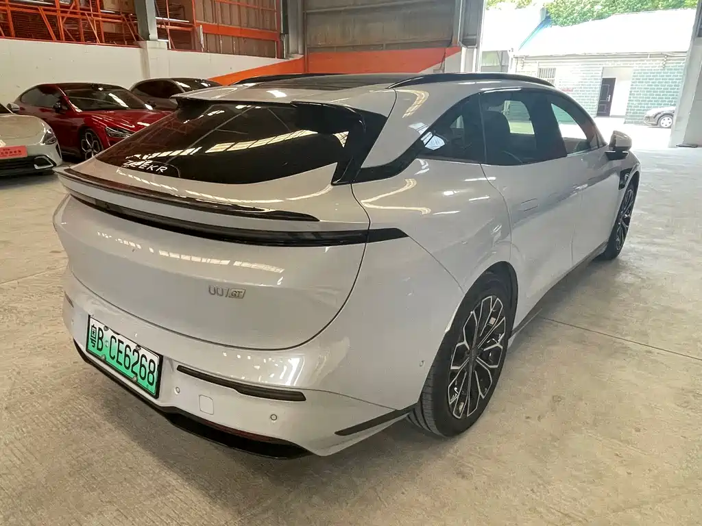 Zeekr 007GT — миниатюра 9