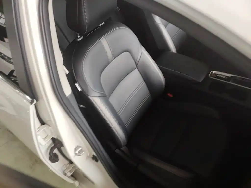 Nissan Sylphy — миниатюра 25