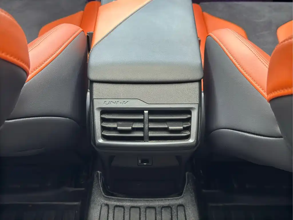 Changan UNI-V — миниатюра 19