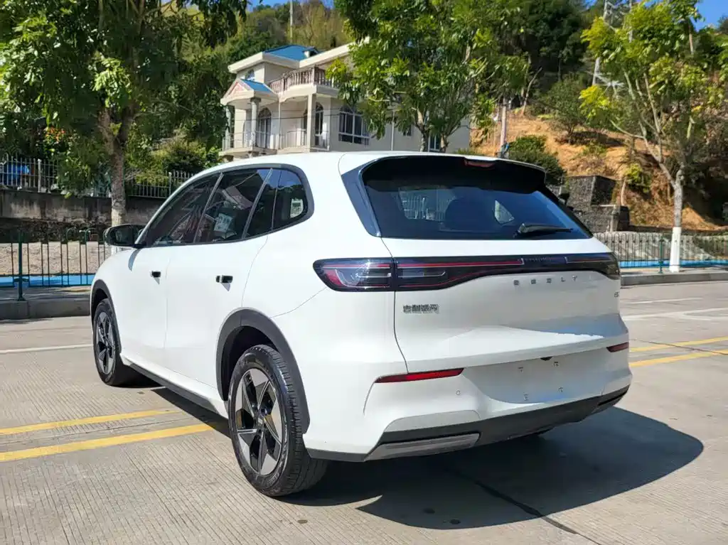 GEELY GALAXY GALAXY E5