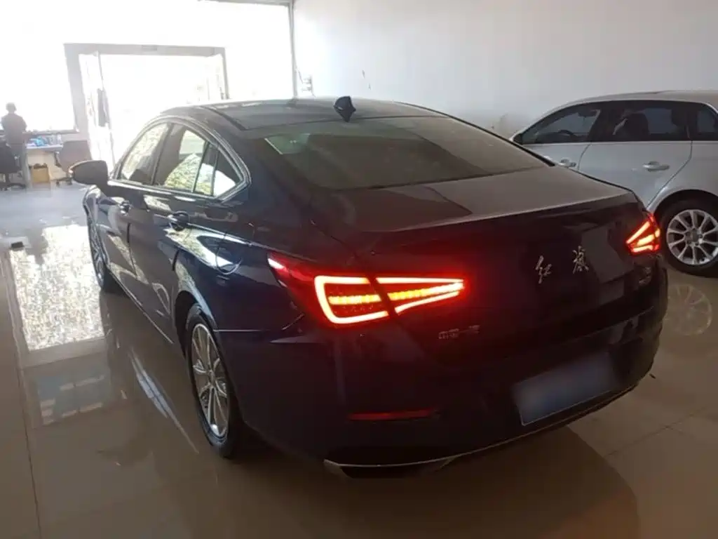 Hongqi Hongqi H5 — миниатюра 5