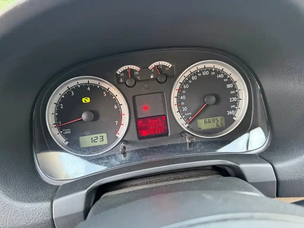 Volkswagen Golf — миниатюра 22