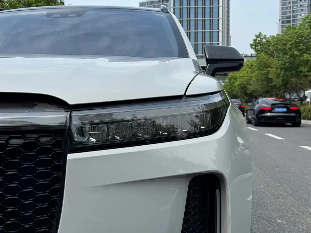 Li Auto Li ONE — миниатюра 20