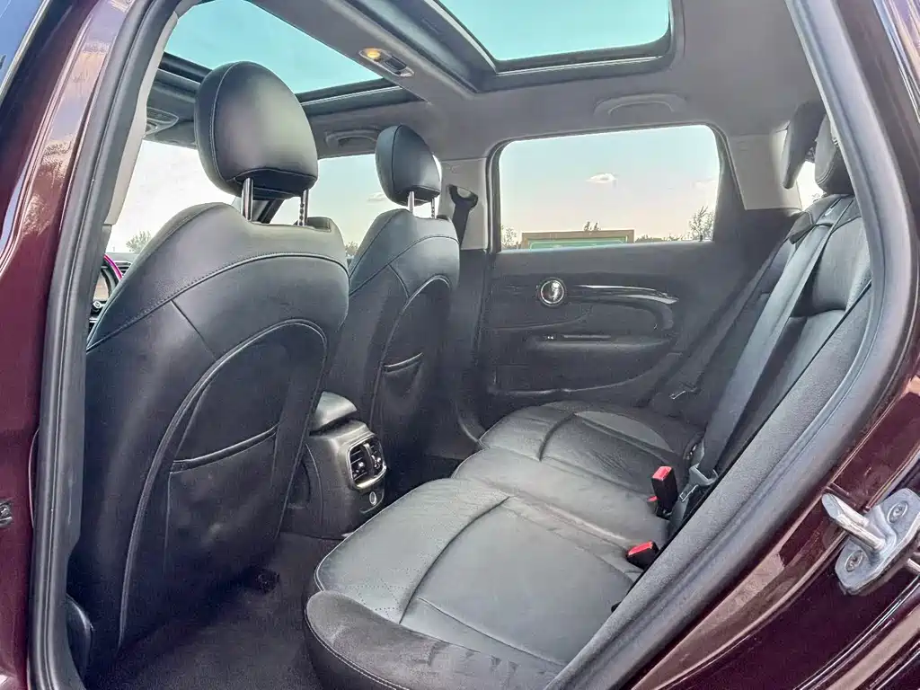MINI Mini Clubman — миниатюра 5