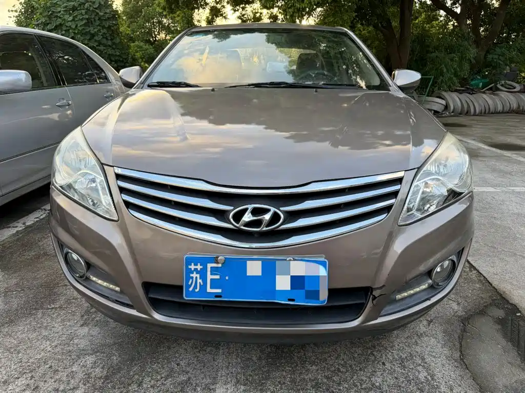 Hyundai Elantra — миниатюра 2