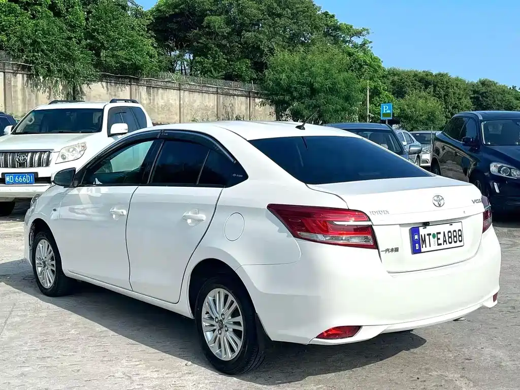 Toyota Vios — миниатюра 7
