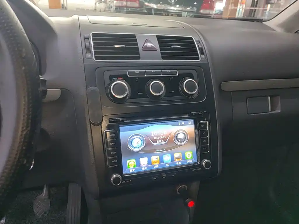 Volkswagen Touran — миниатюра 13