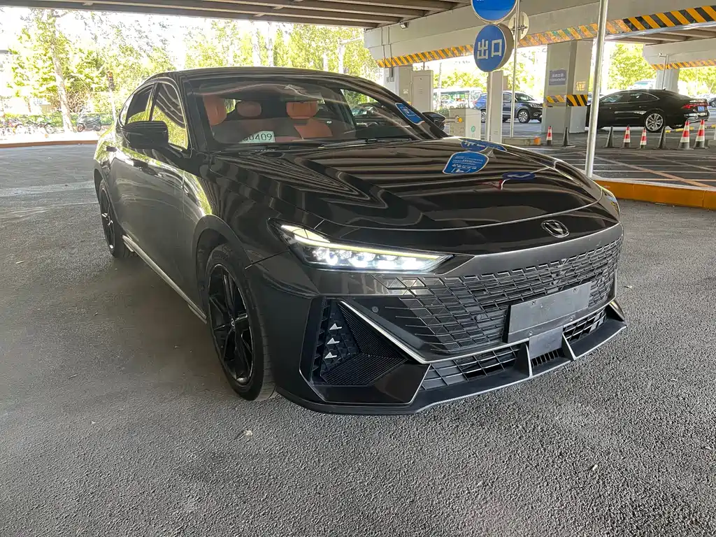 Changan UNI-V iDD — миниатюра 3