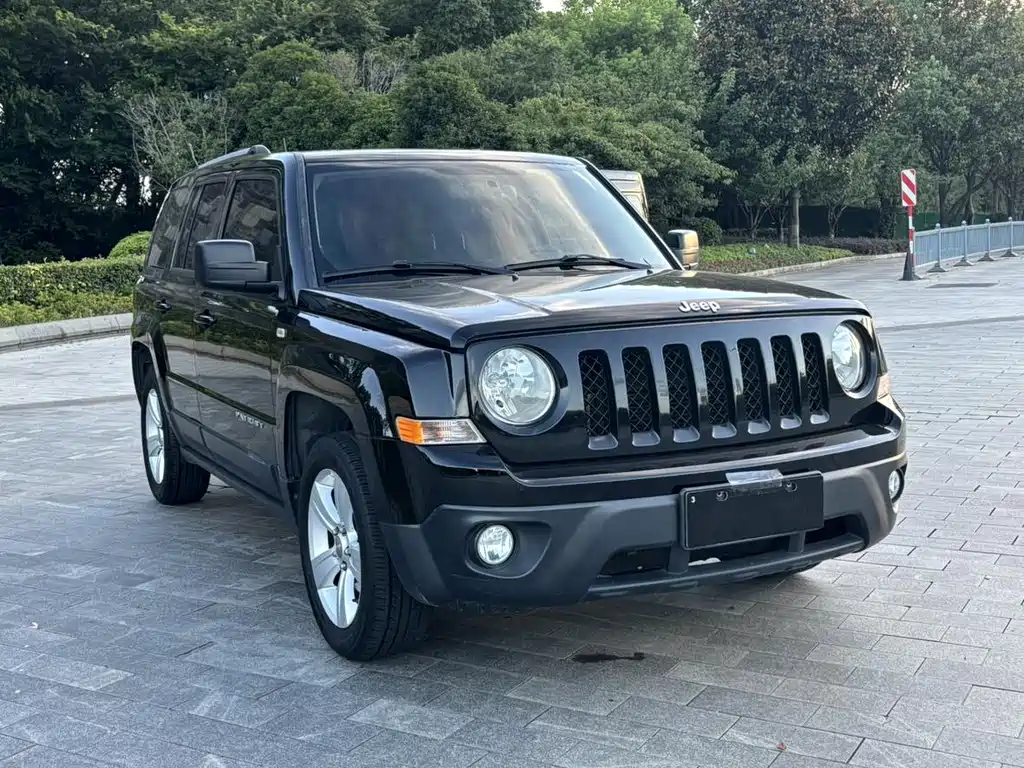 Jeep Patriot — миниатюра 3
