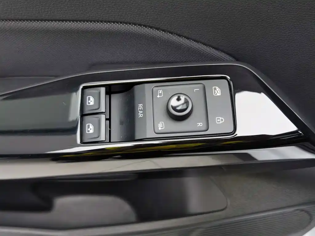 Volkswagen ID.3 — миниатюра 9