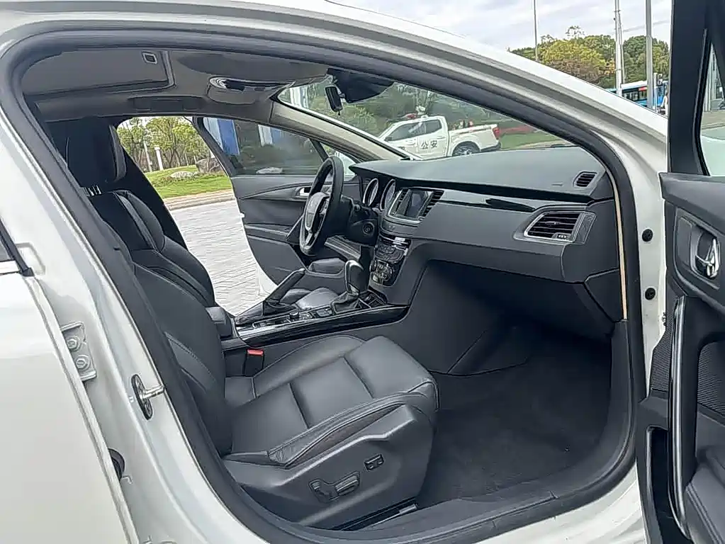 Peugeot 508 — миниатюра 10