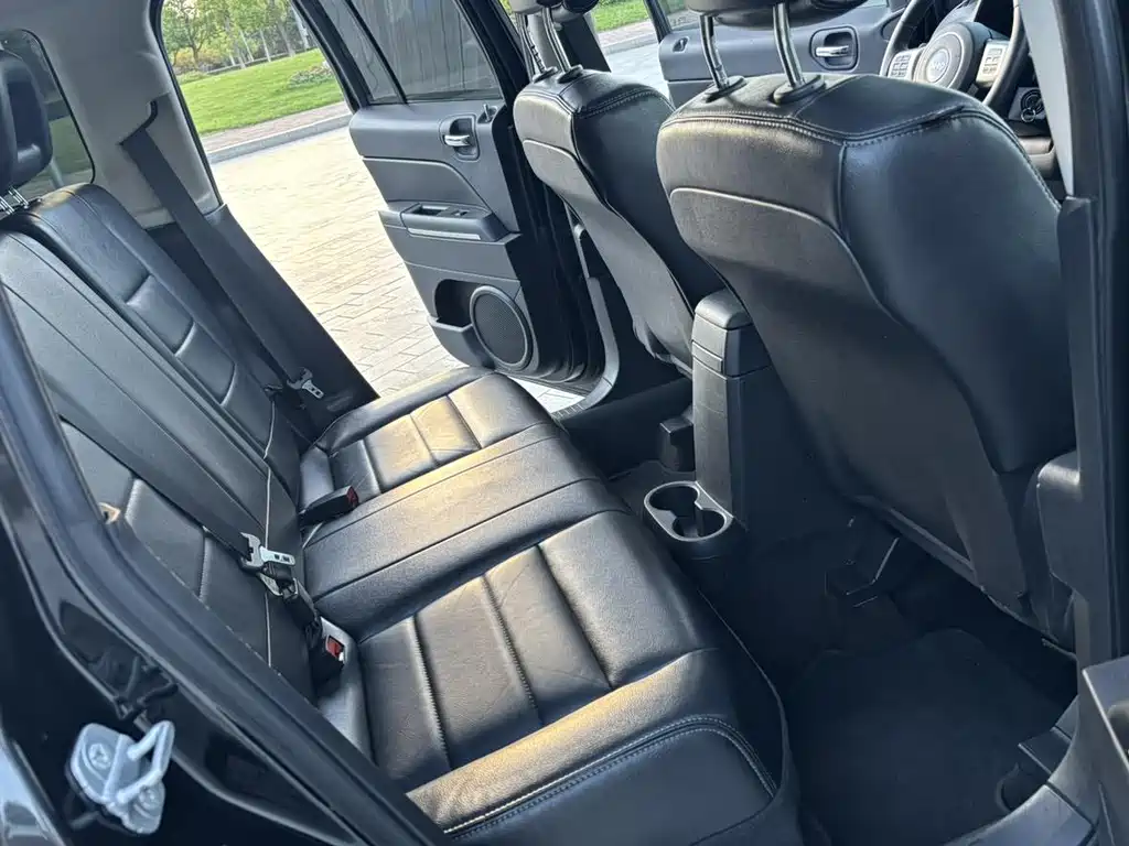 Jeep Patriot — миниатюра 15
