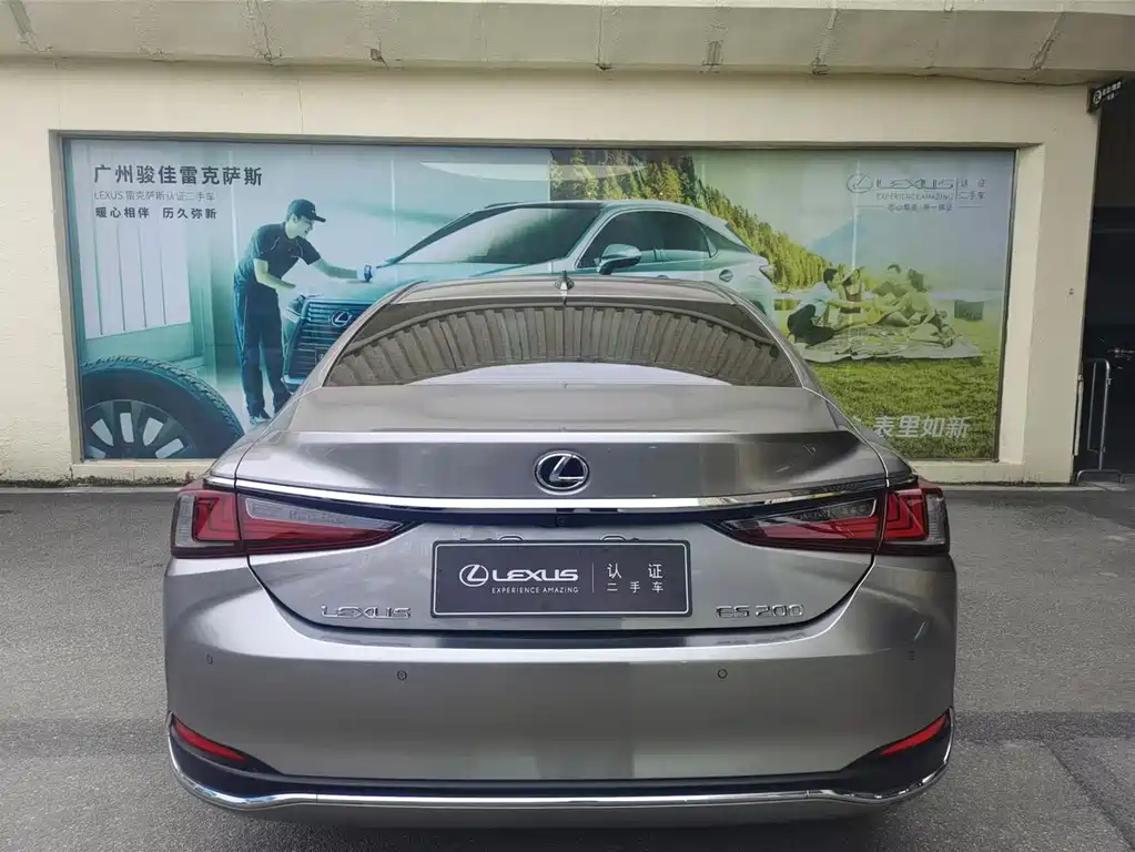 Lexus ES — миниатюра 3