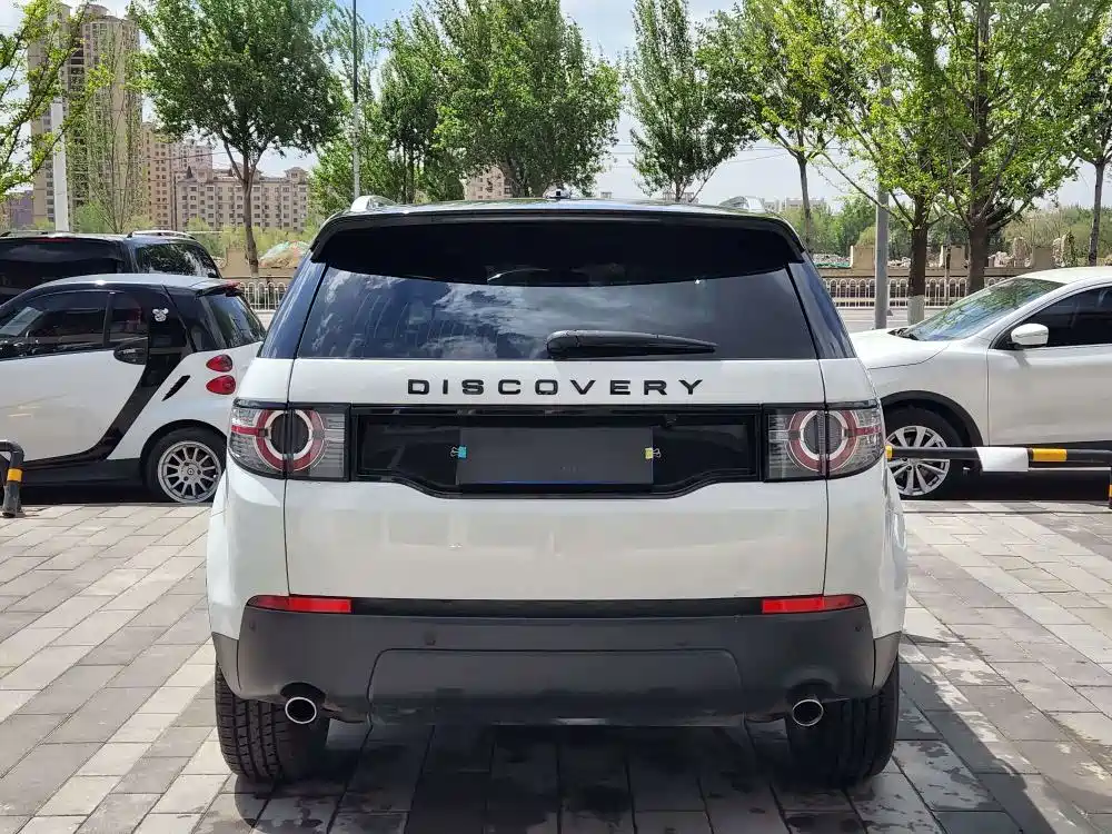 Land Rover Discovery Sport — миниатюра 4