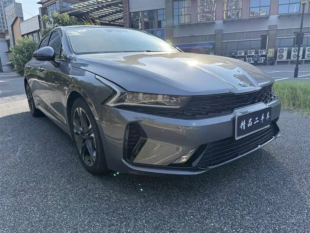 Kia K5 — миниатюра 3