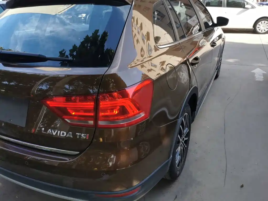 Volkswagen Cross Lavida — миниатюра 8