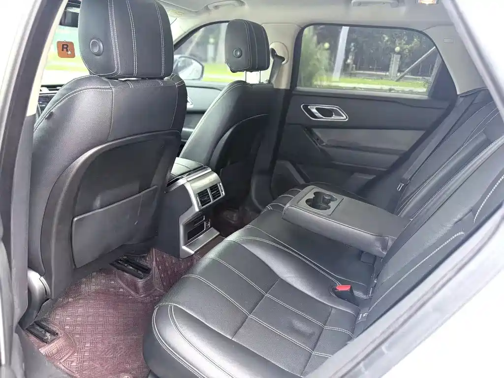 Land Rover Velar — миниатюра 6