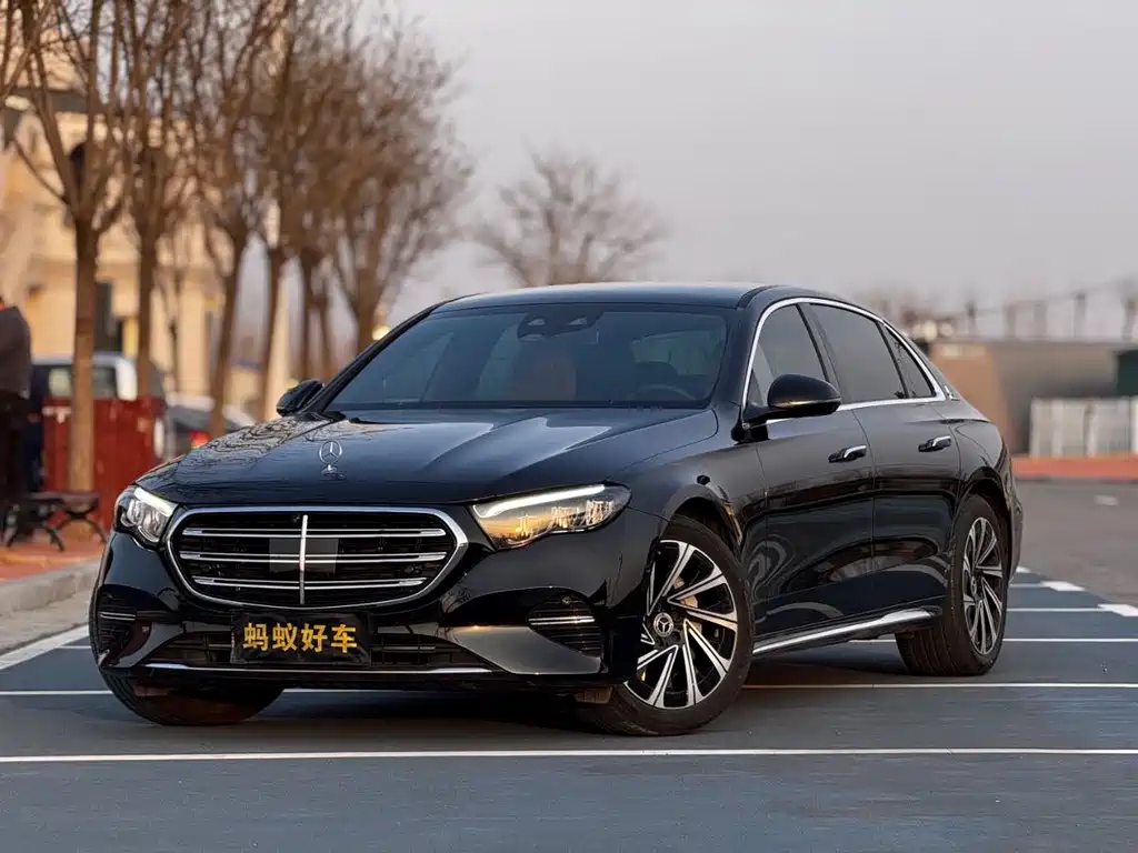 Mercedes-Benz E-Class 2024