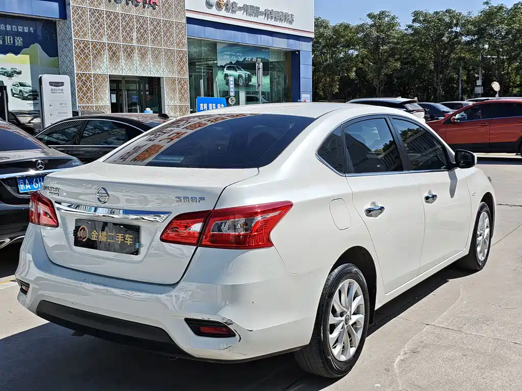 Nissan Sylphy — миниатюра 3