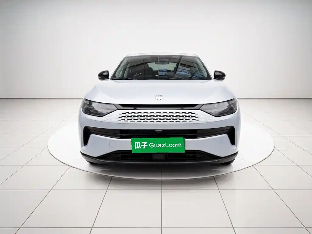 Leapmotor Leapmotor C11 — миниатюра 2