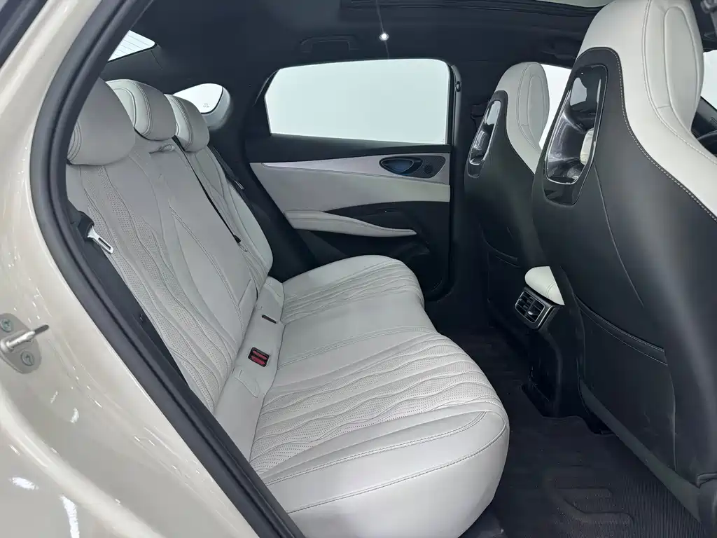 BYD Seal 06 — миниатюра 11