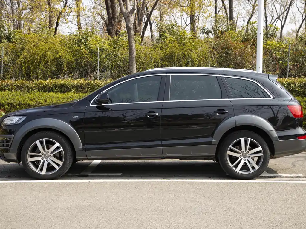Audi Q7 — миниатюра 7