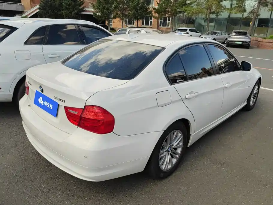 BMW 3 Series — миниатюра 3