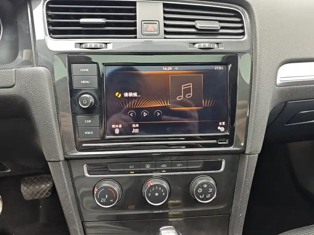 Volkswagen Golf — миниатюра 13