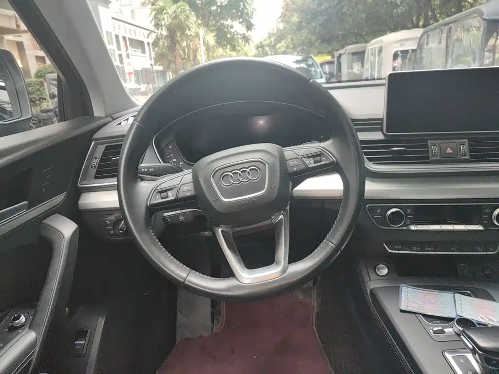 Audi Q5L — миниатюра 11