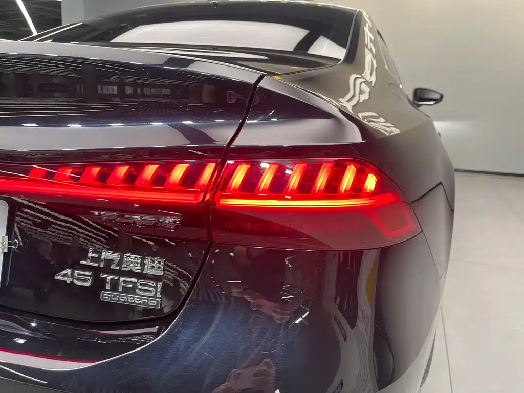 Audi A7L — миниатюра 24